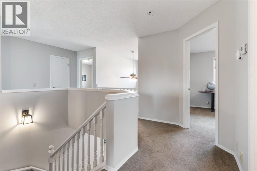 Single Family House for Sale in  Harvest Oak Green NE Harvest Hills Calgary 