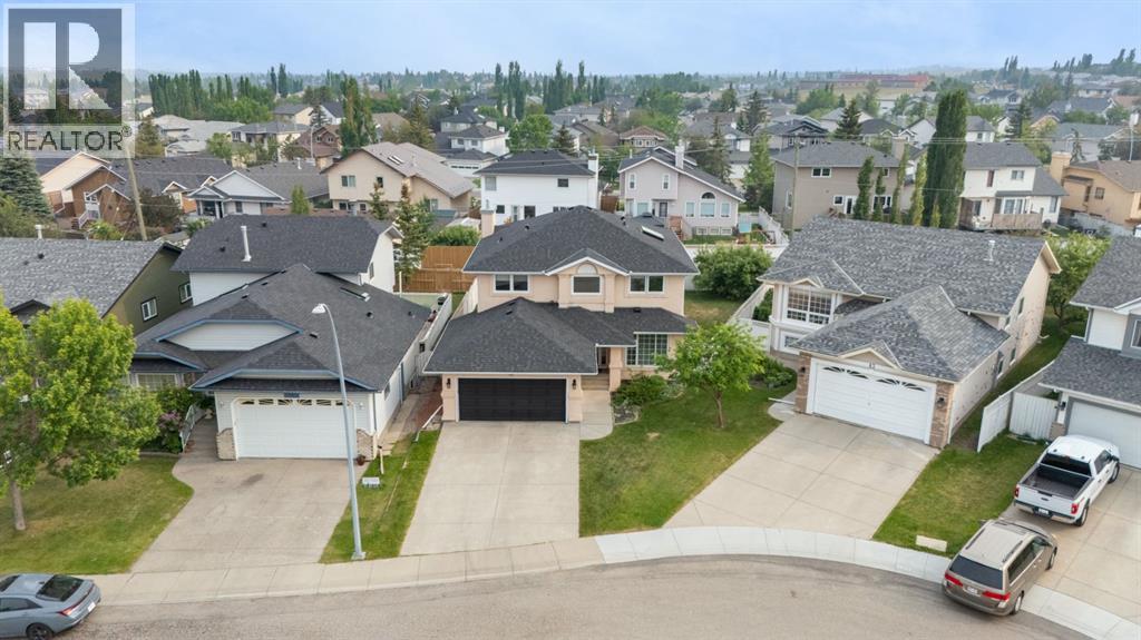 Single Family House for Sale in  Harvest Oak Green NE Harvest Hills Calgary 