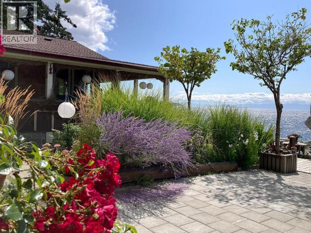 3265 ATREVIDA ROAD, Powell River