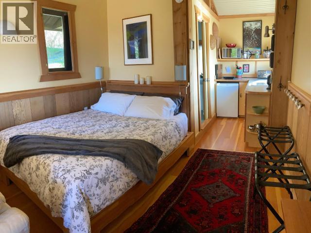3265 ATREVIDA ROAD, Powell River
