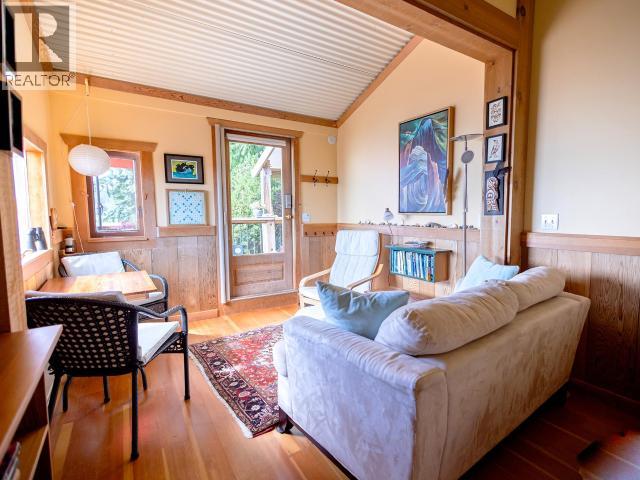 3265 ATREVIDA ROAD, Powell River