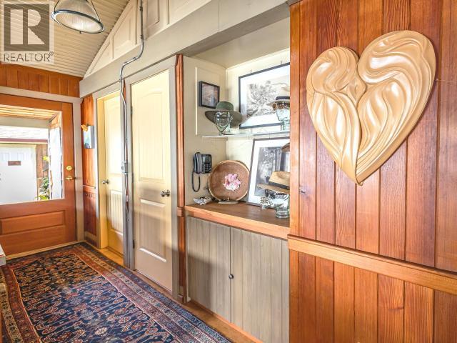 3265 ATREVIDA ROAD, Powell River