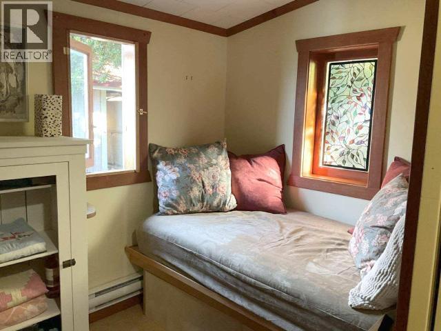 3265 ATREVIDA ROAD, Powell River