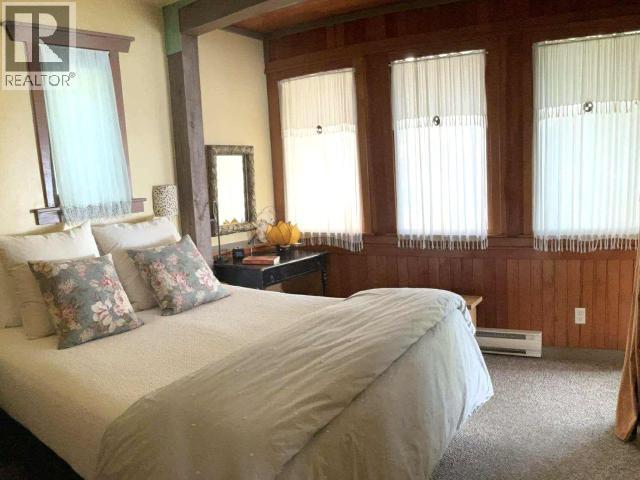 3265 ATREVIDA ROAD, Powell River