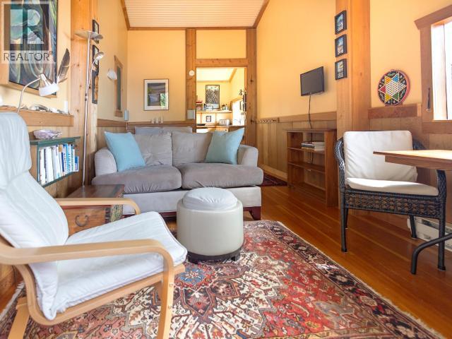3265 ATREVIDA ROAD, Powell River