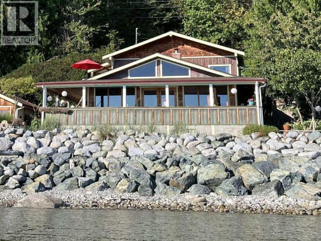 3265 ATREVIDA ROAD, Powell River
