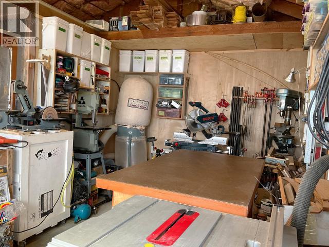 3265 ATREVIDA ROAD, Powell River