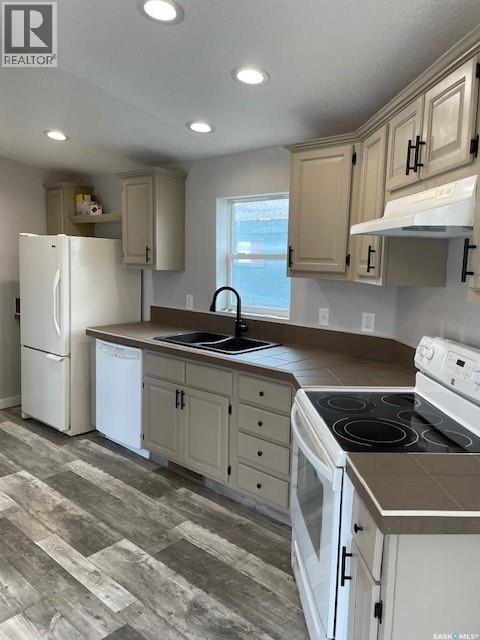 502 Stockton AVENUE - 10