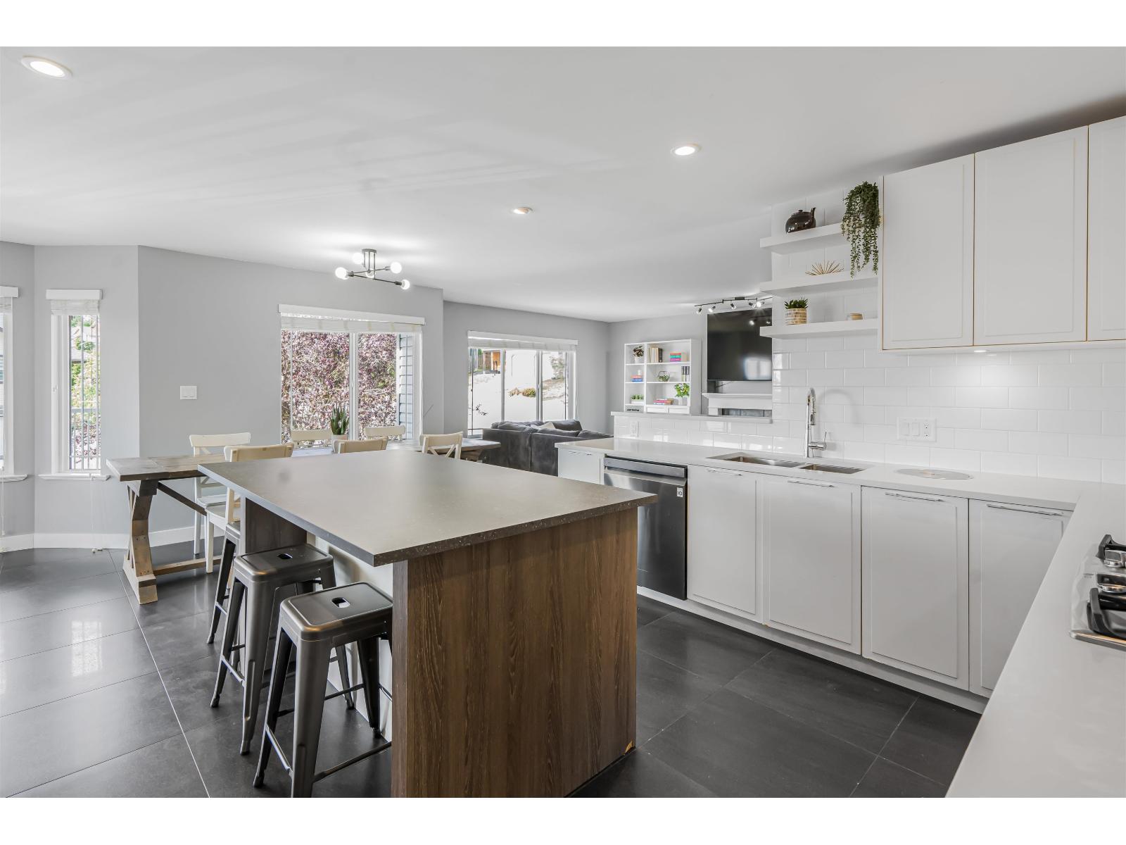 8052 MELBURN DRIVE, Mission