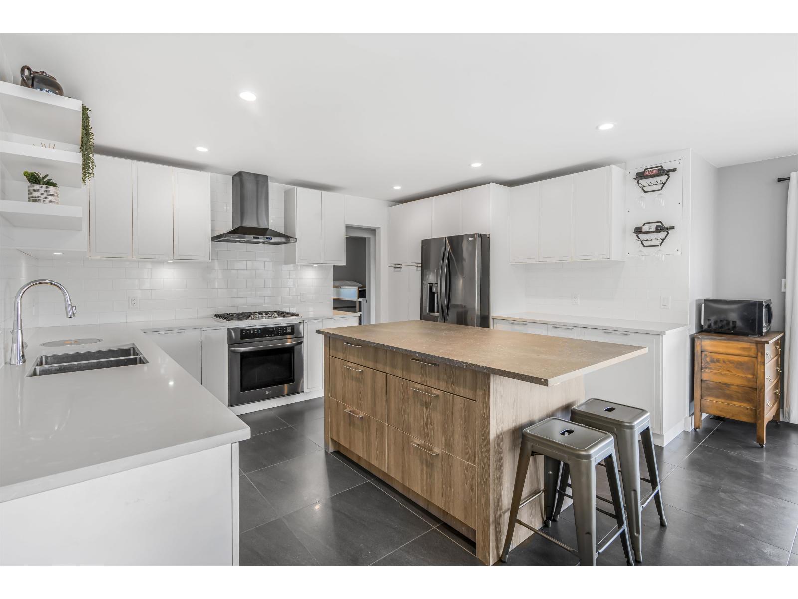 8052 MELBURN DRIVE, Mission