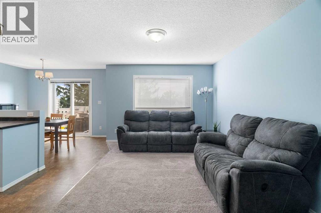 341 Sibbald Street, Cochrane