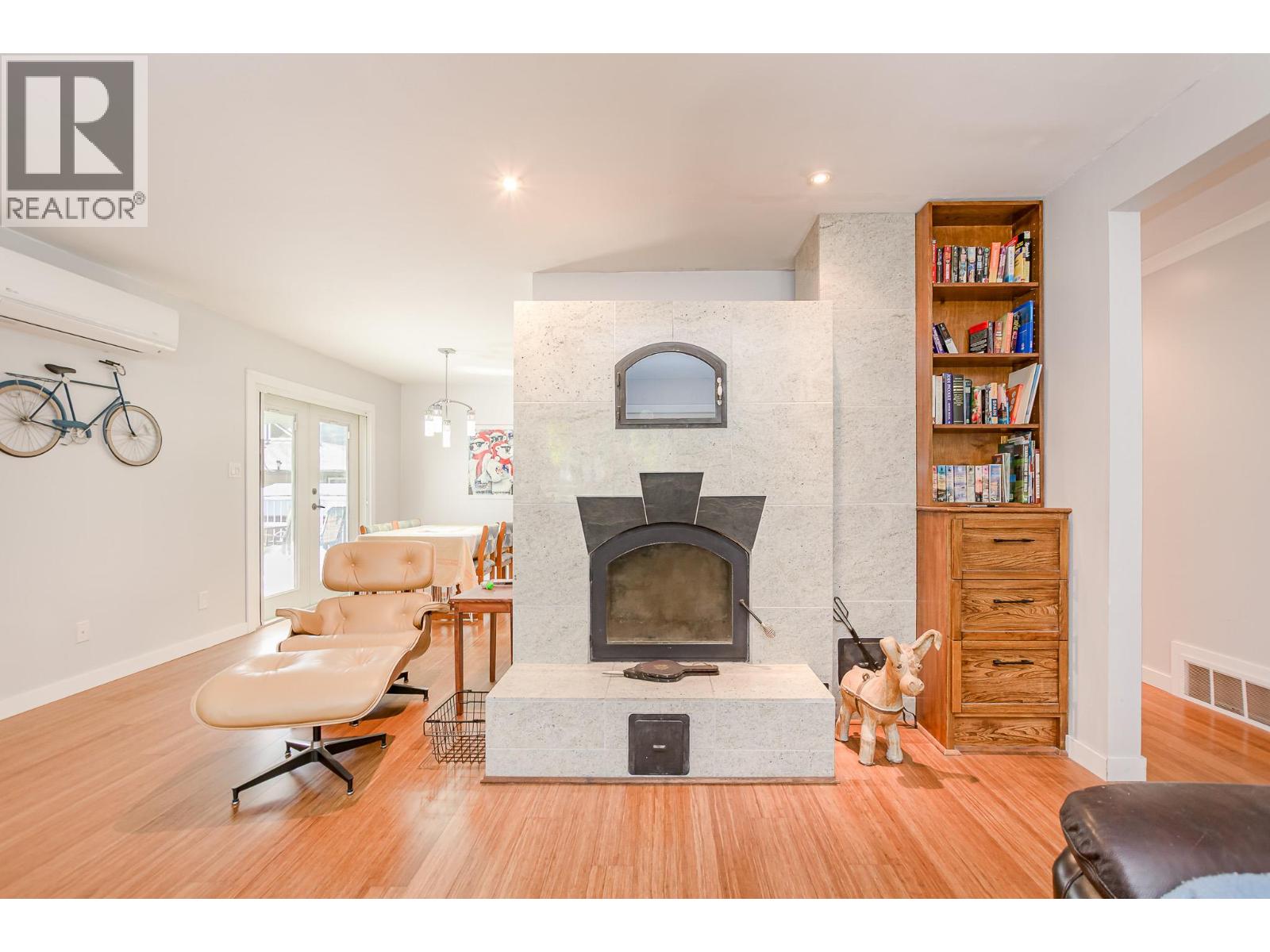 22 Wolfe Road, Sicamous