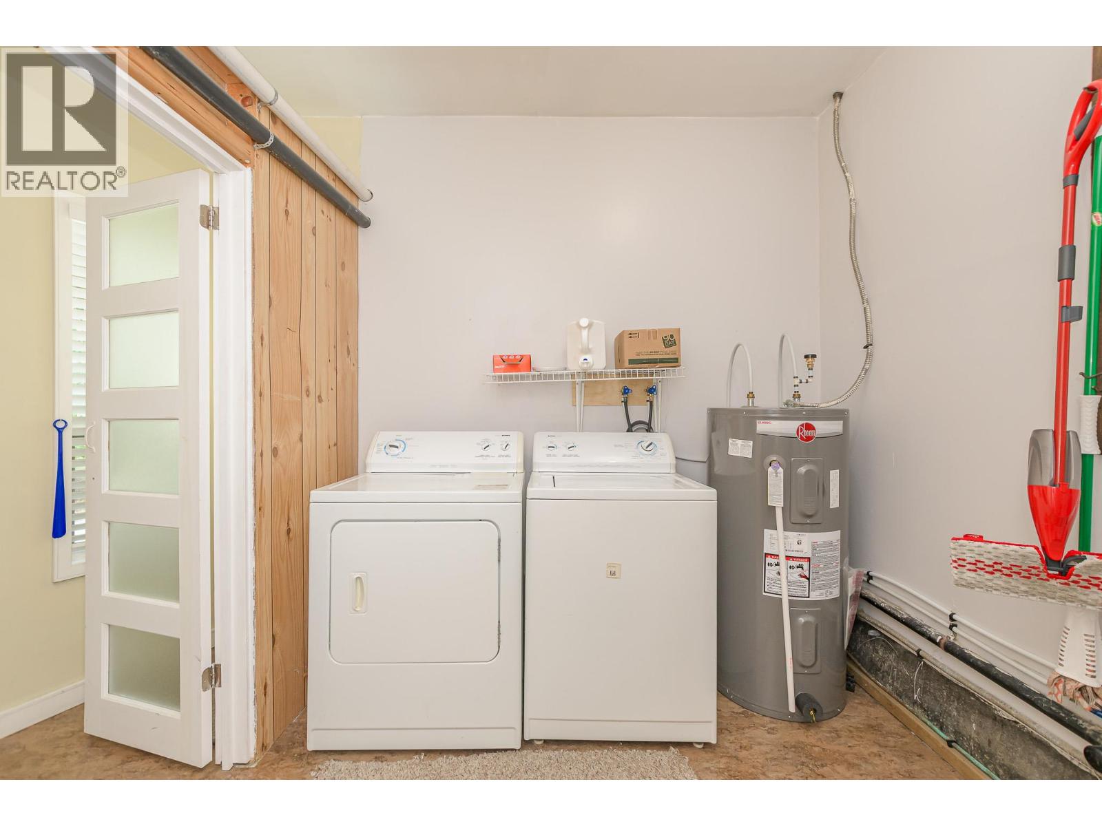 22 Wolfe Road, Sicamous