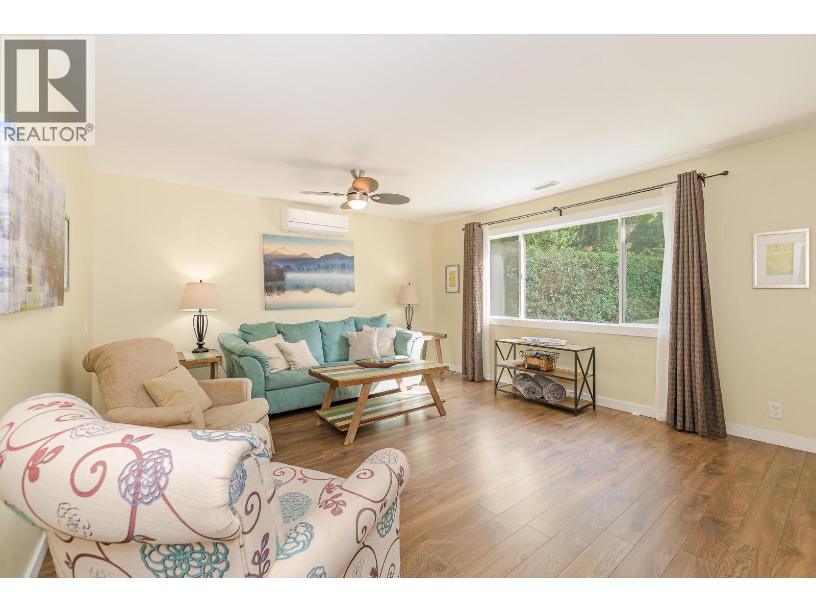22 Wolfe Road, Sicamous