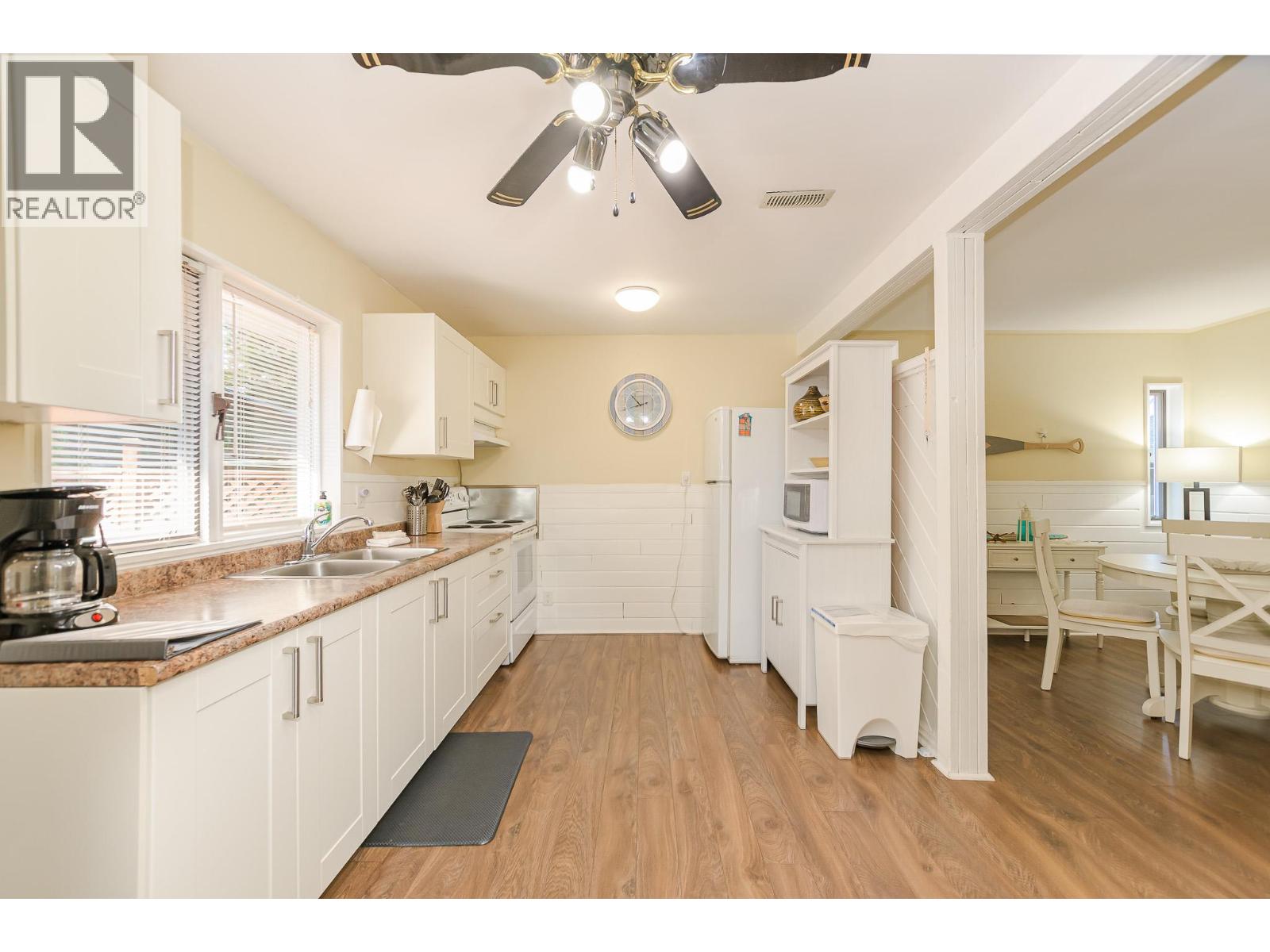 22 Wolfe Road, Sicamous
