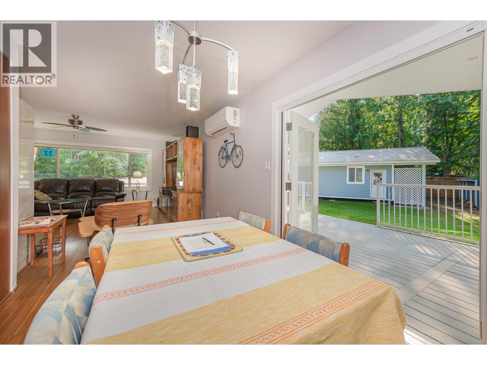 22 Wolfe Road, Sicamous