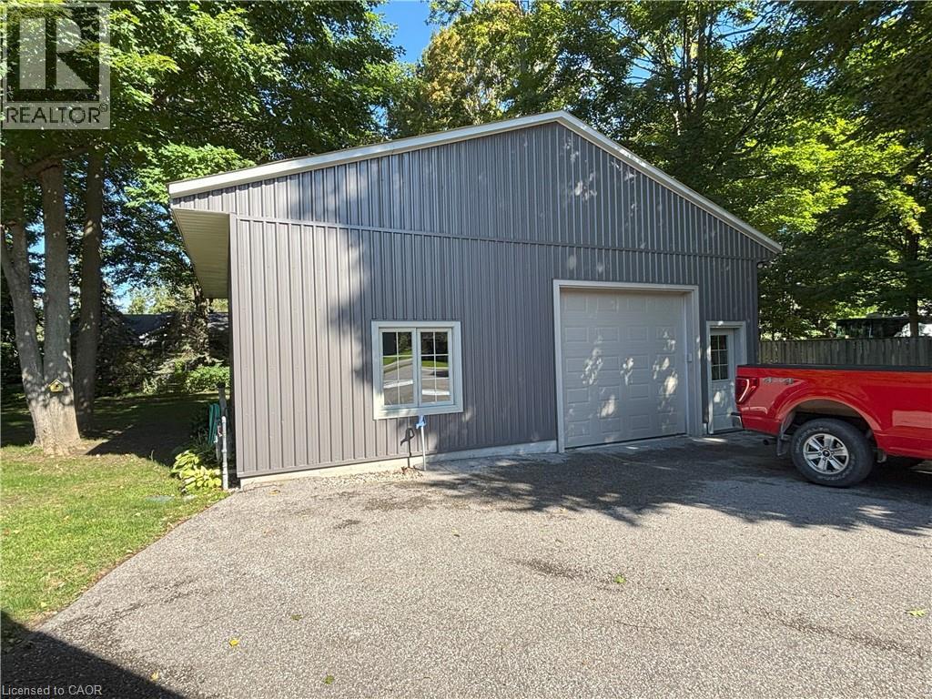 22 GORDON ROAD - 23