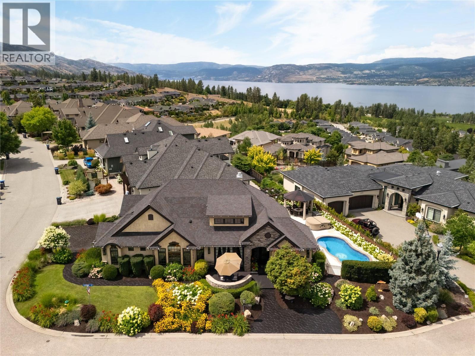 4768 CARMEL Crescent, Kelowna