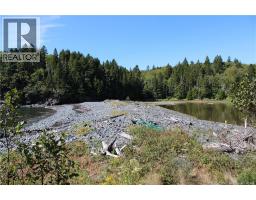 86-81 Owen Court, Campobello Island, NB E5E1Z6 Photo 14