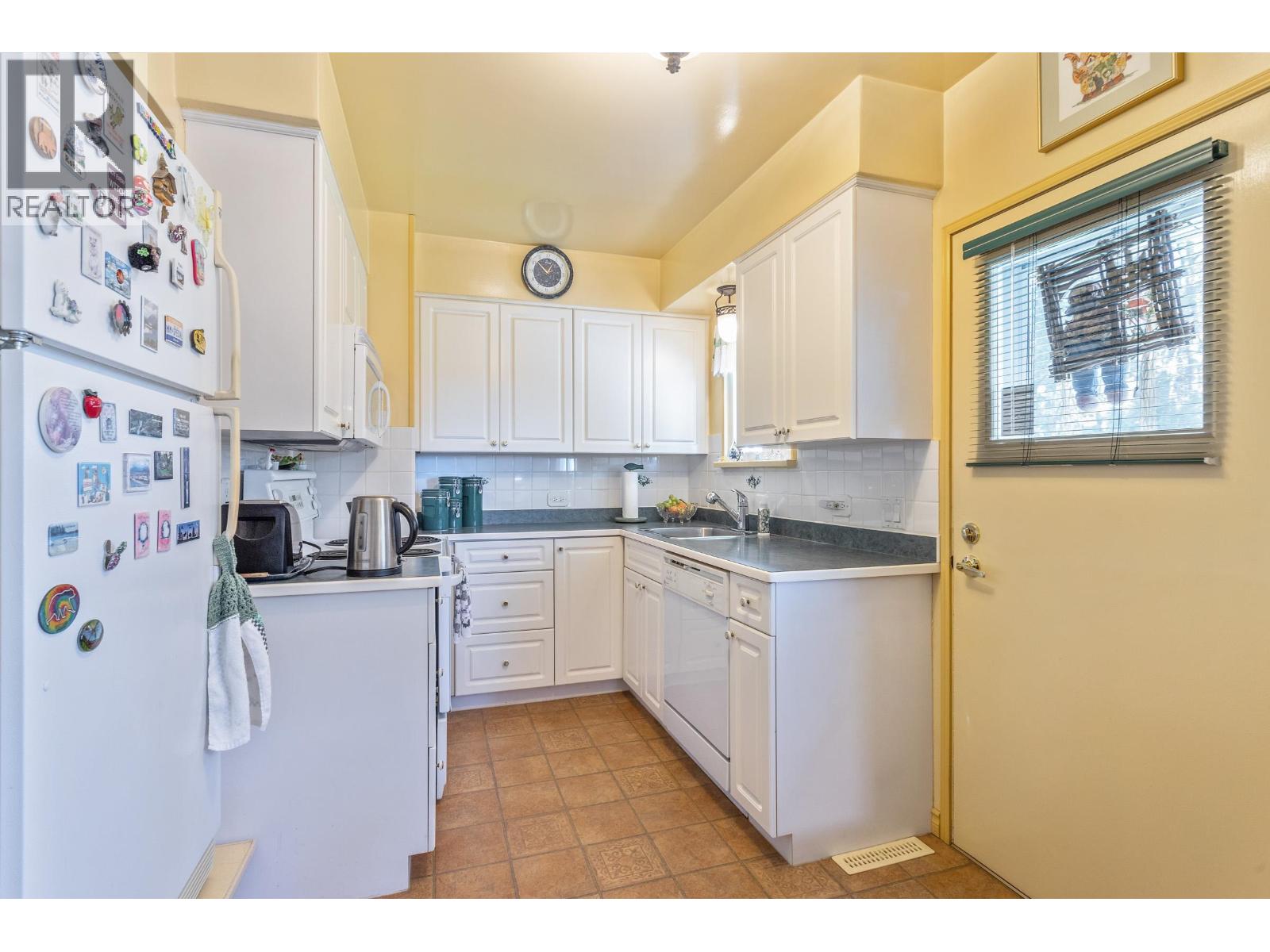 8222 JOFFRE AVENUE, Burnaby