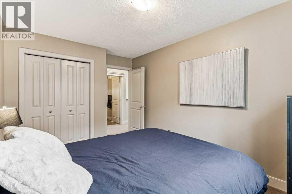 Single Family House for Sale in  Royal Oak Cape NW Royal Oak Calgary 