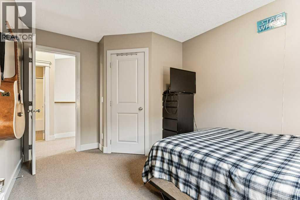 Single Family House for Sale in  Royal Oak Cape NW Royal Oak Calgary 