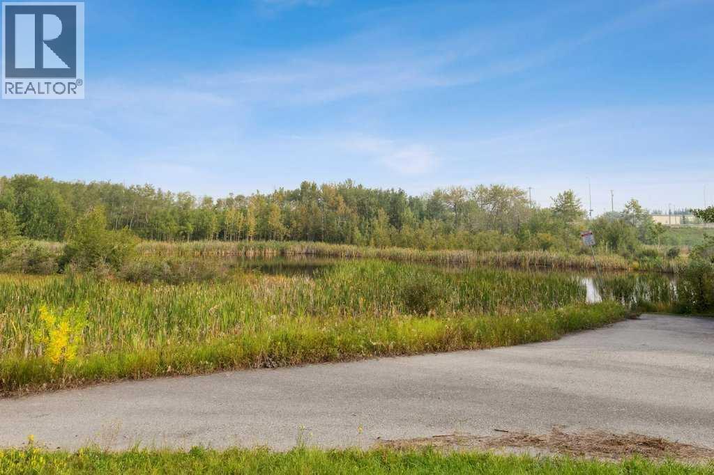 Single Family House for Sale in  Royal Oak Cape NW Royal Oak Calgary 