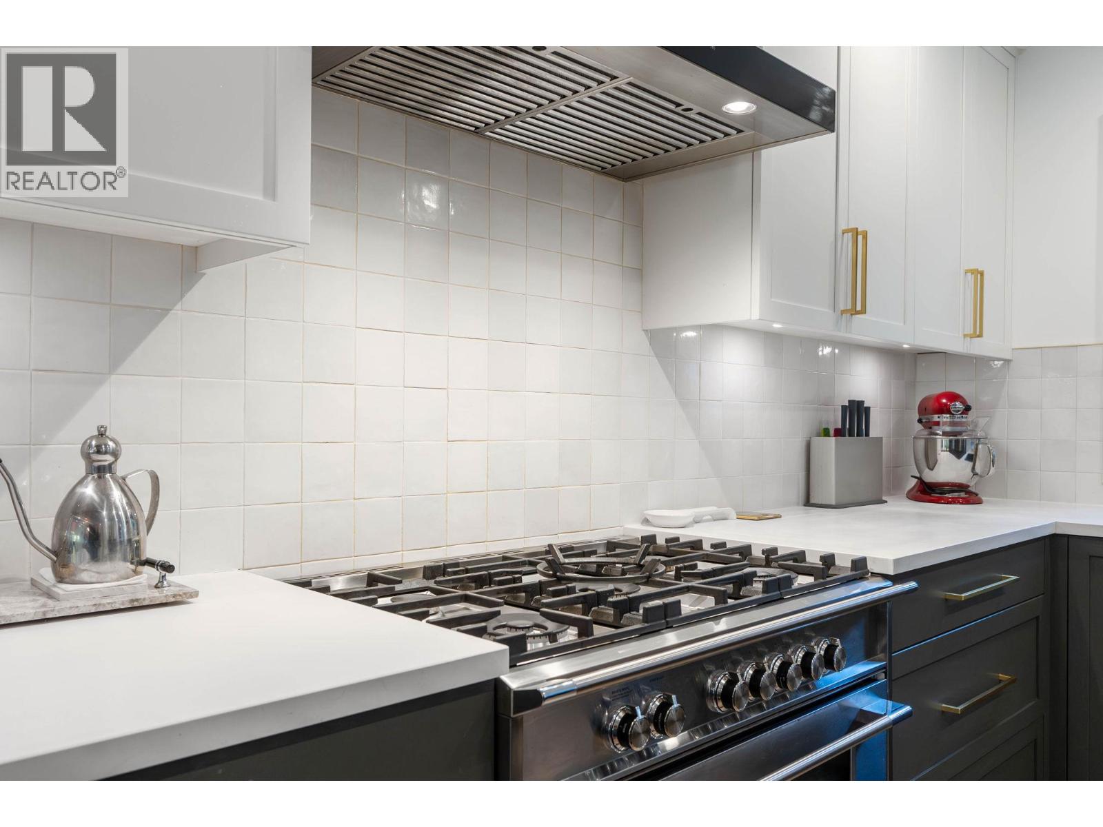  2492 Shannon View Drive, West Kelowna
