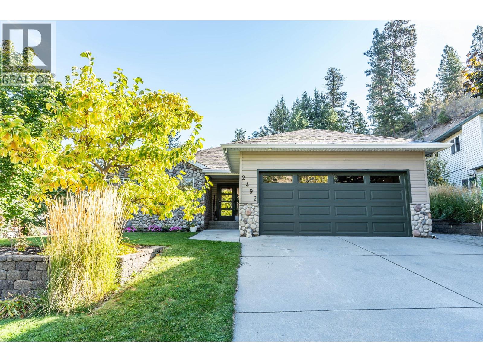  2492 Shannon View Drive, West Kelowna