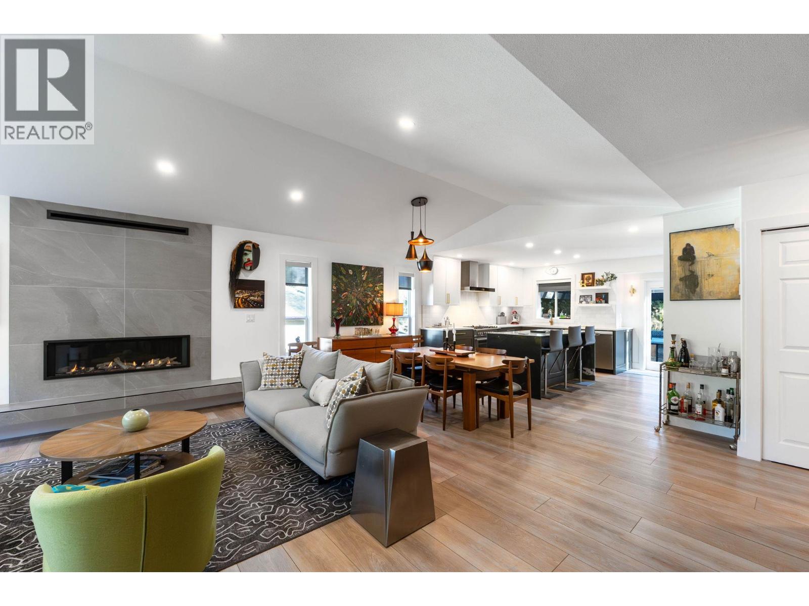  2492 Shannon View Drive, West Kelowna