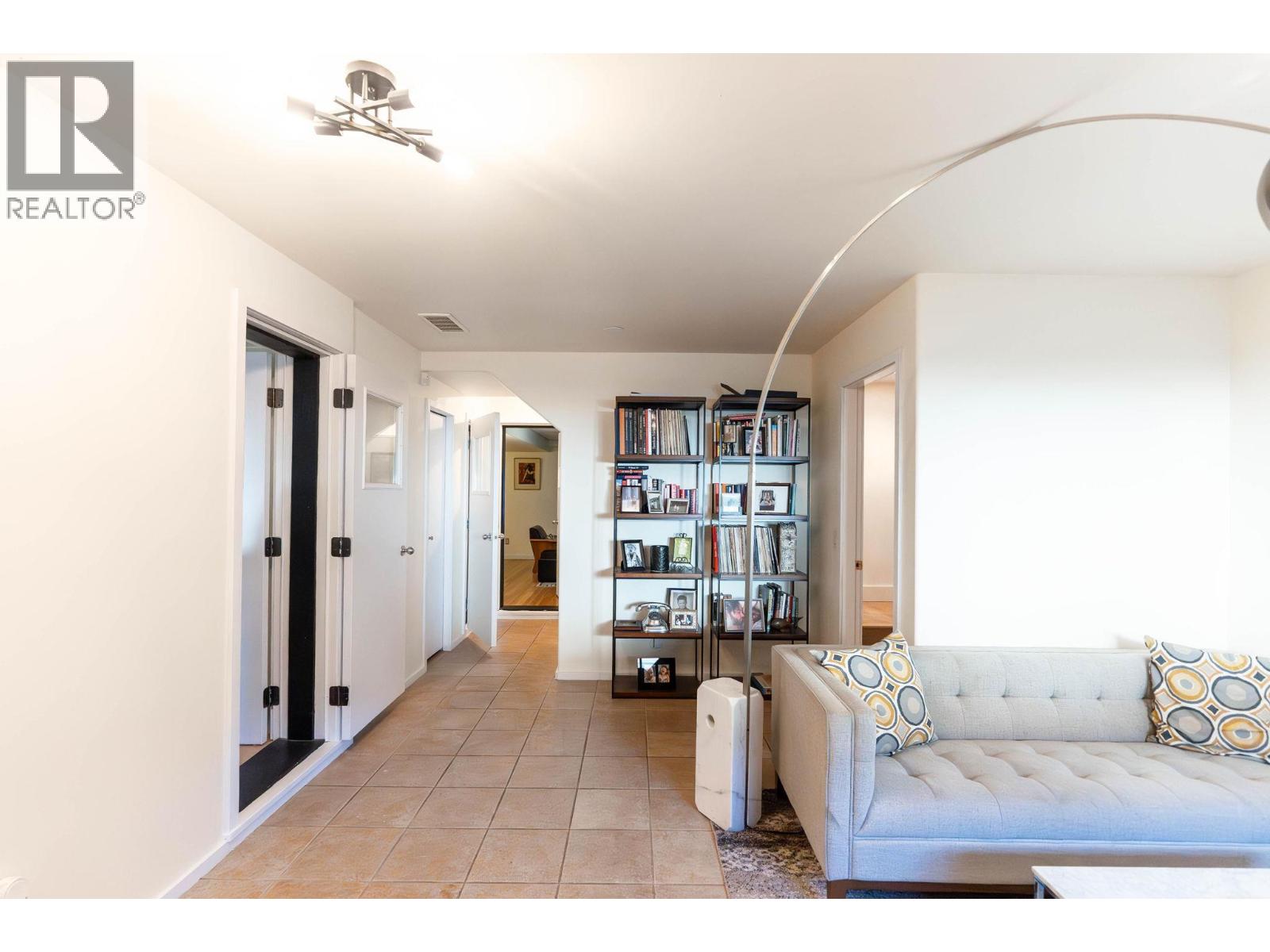  2492 Shannon View Drive, West Kelowna