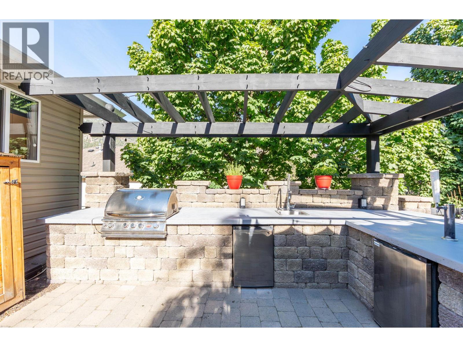  2492 Shannon View Drive, West Kelowna