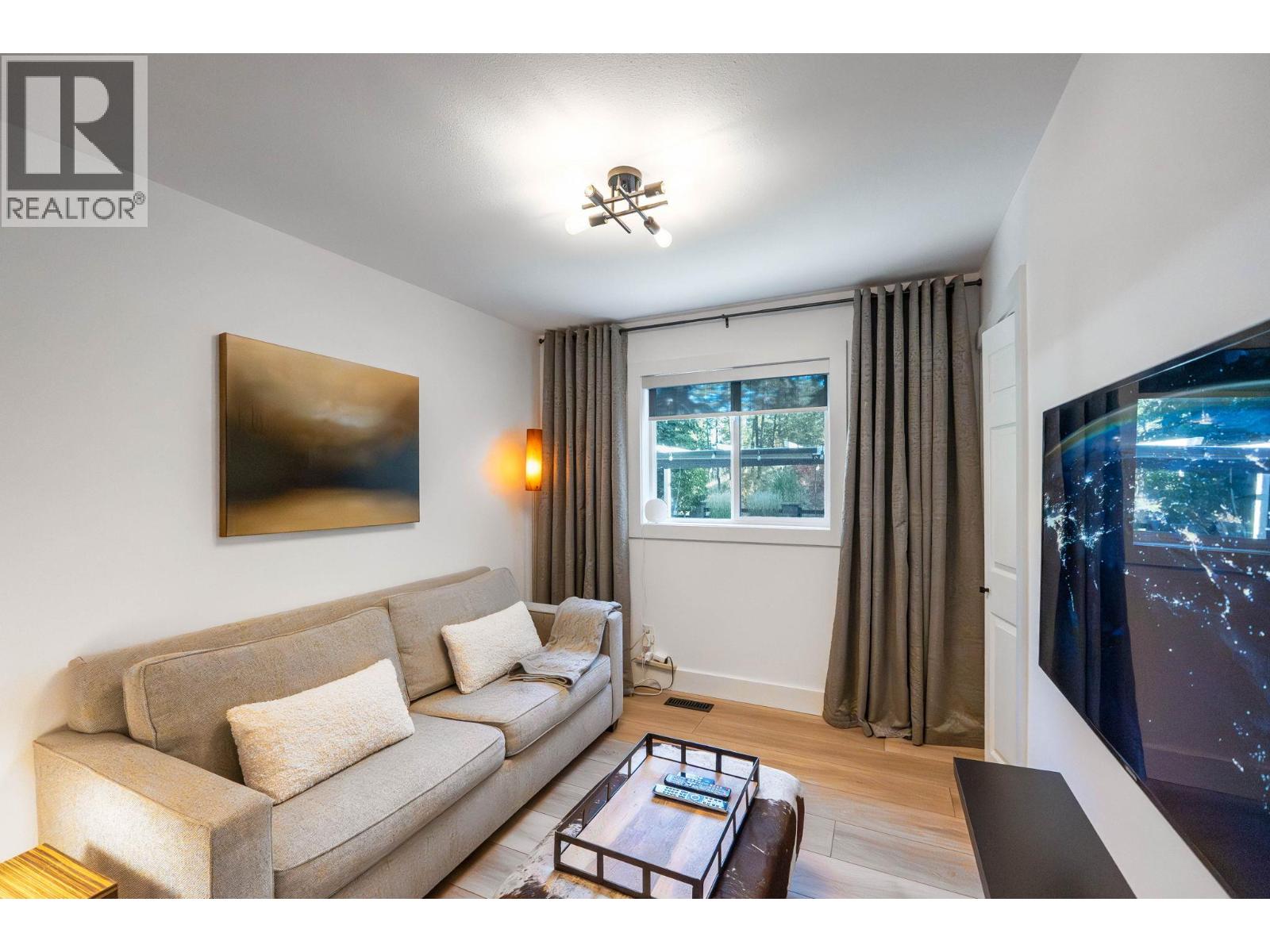  2492 Shannon View Drive, West Kelowna