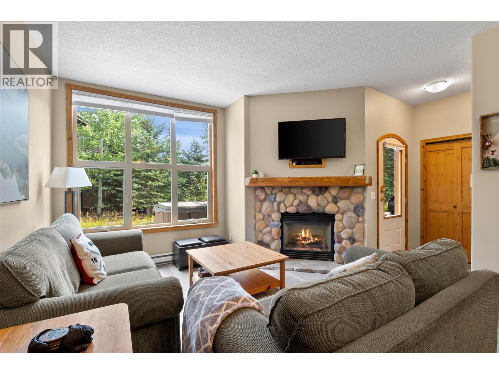 6005 Valley Drive Unit# 68, Sun Peaks