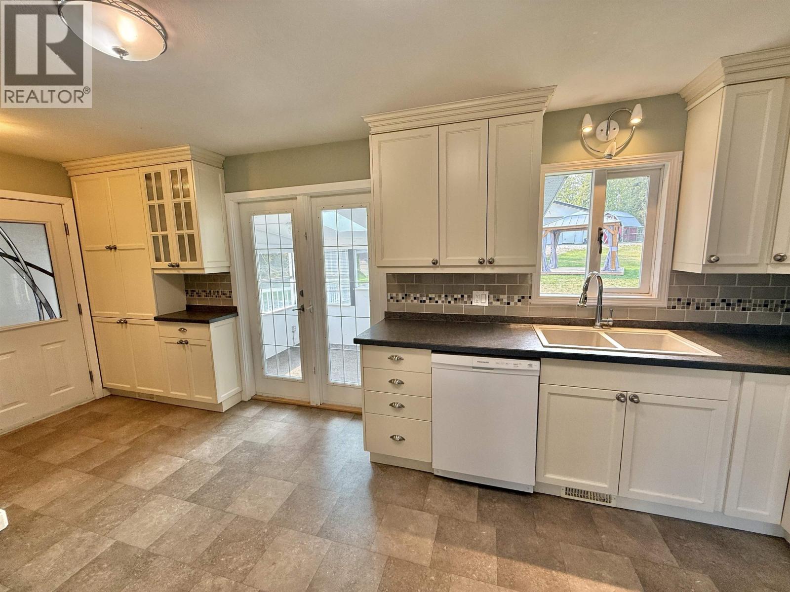 3138 YENDRYAS ROAD, Quesnel