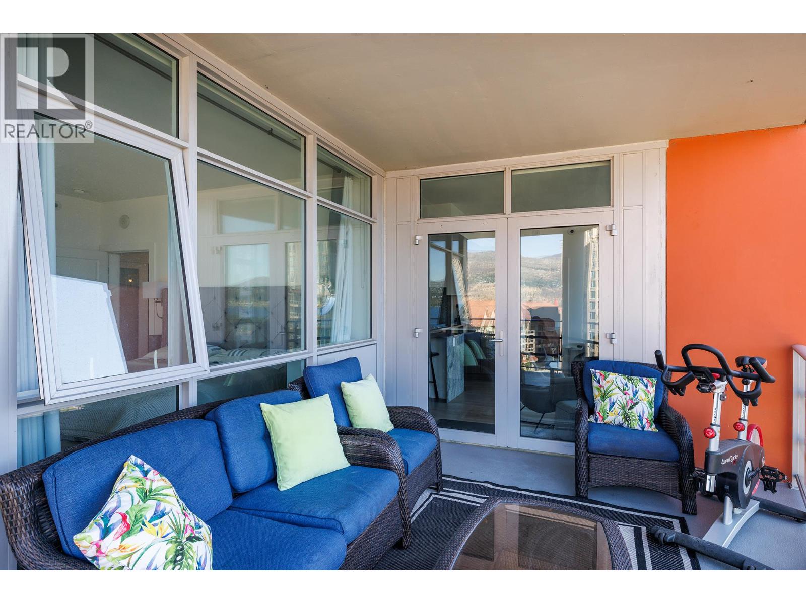 801 1151 Sunset Drive, Kelowna