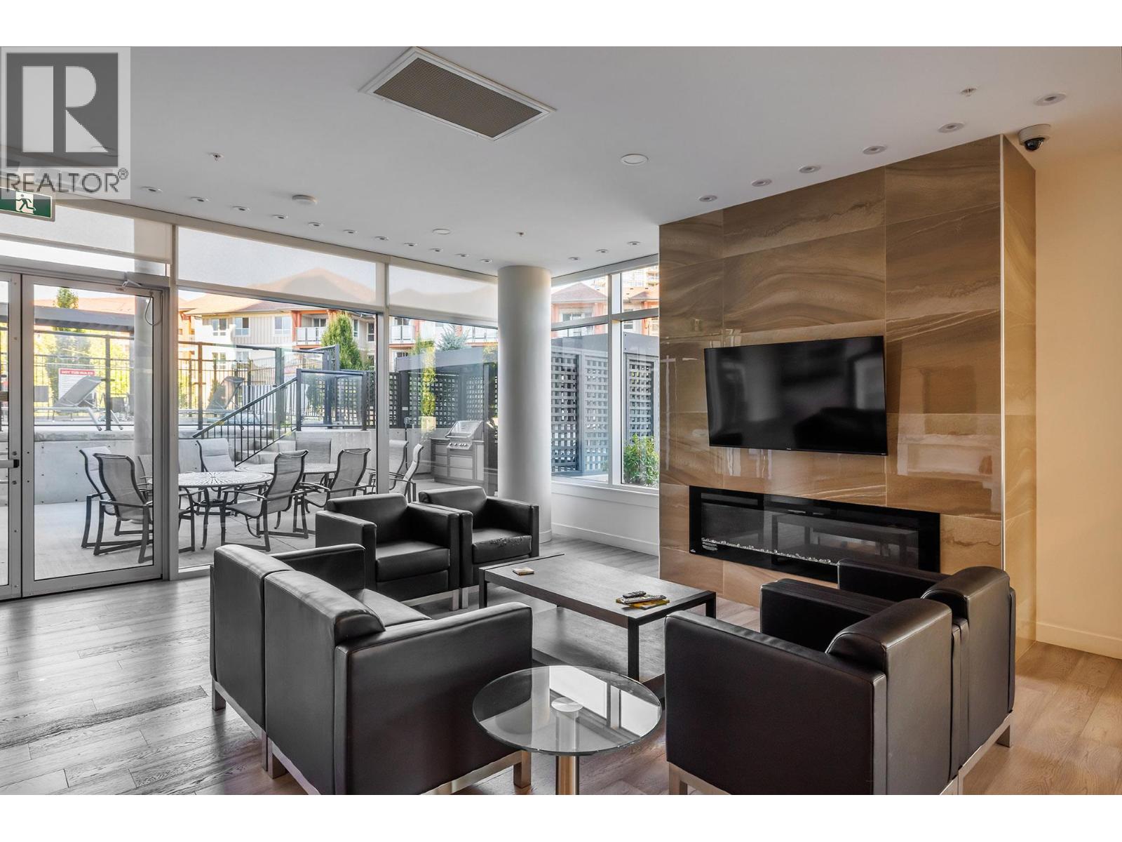 801 1151 Sunset Drive, Kelowna