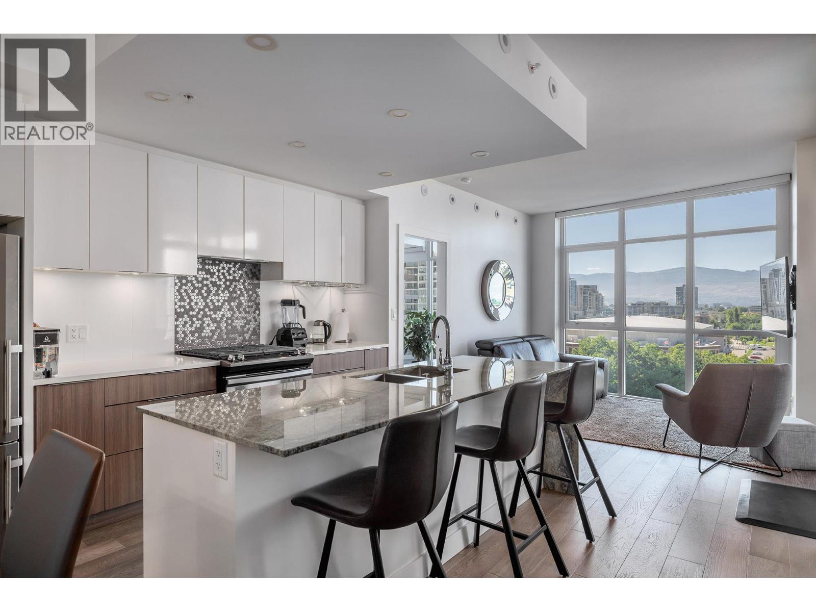 801 1151 Sunset Drive, Kelowna