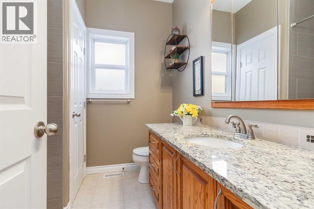 129 Pickles Crescent, Fort McMurray