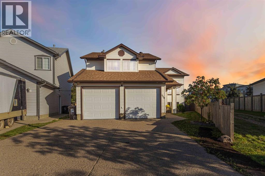 129 Pickles Crescent, Fort McMurray
