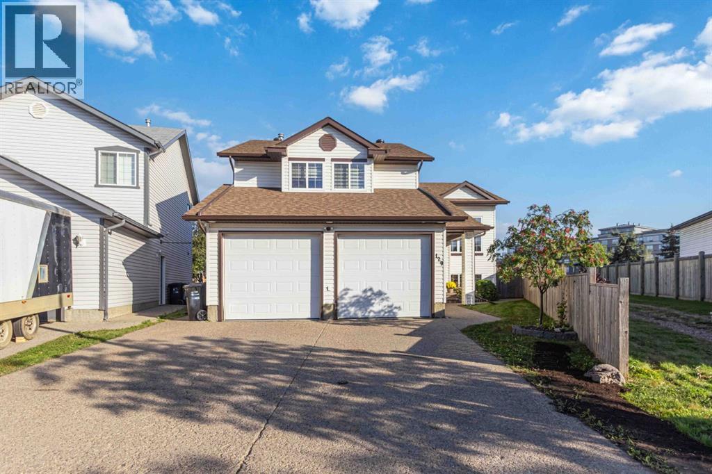129 Pickles Crescent, Fort McMurray