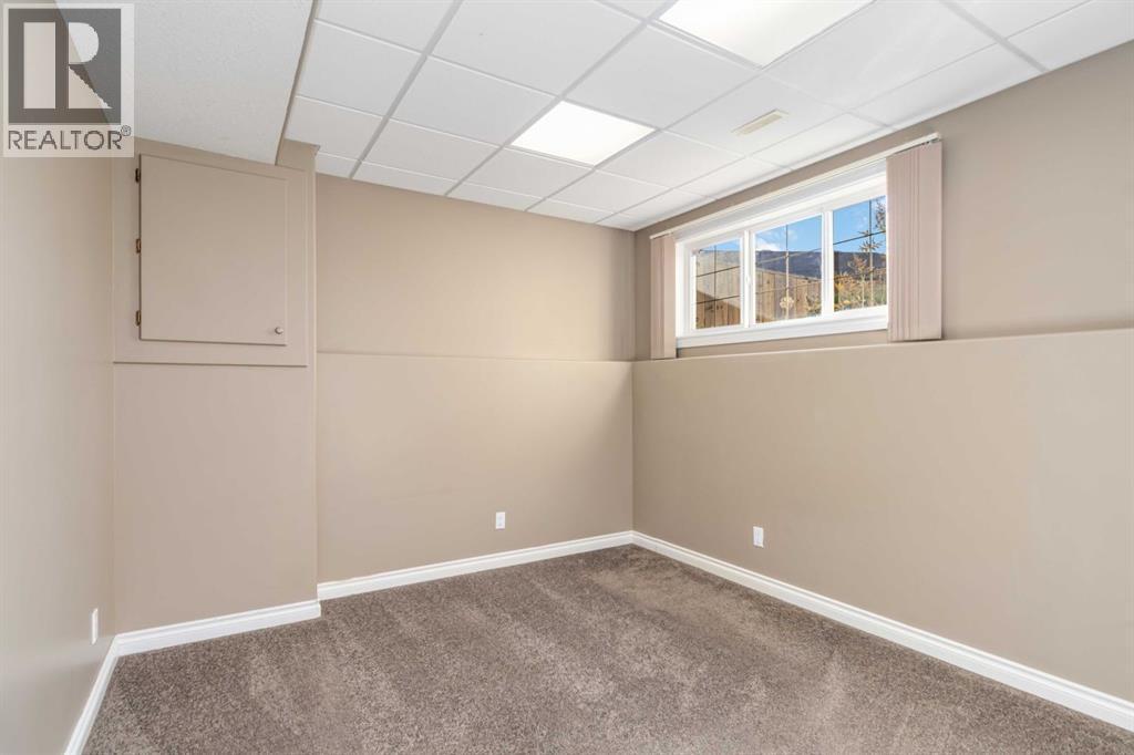 129 Pickles Crescent, Fort McMurray