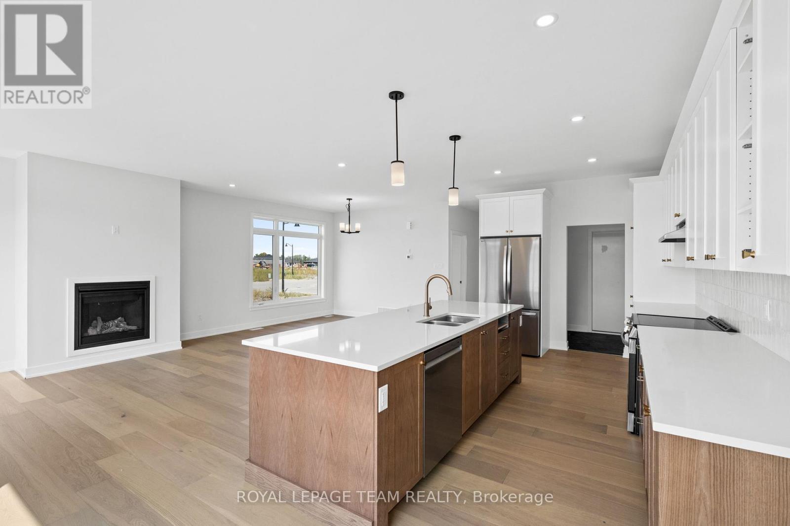 1070 TURNER DRIVE - 12
