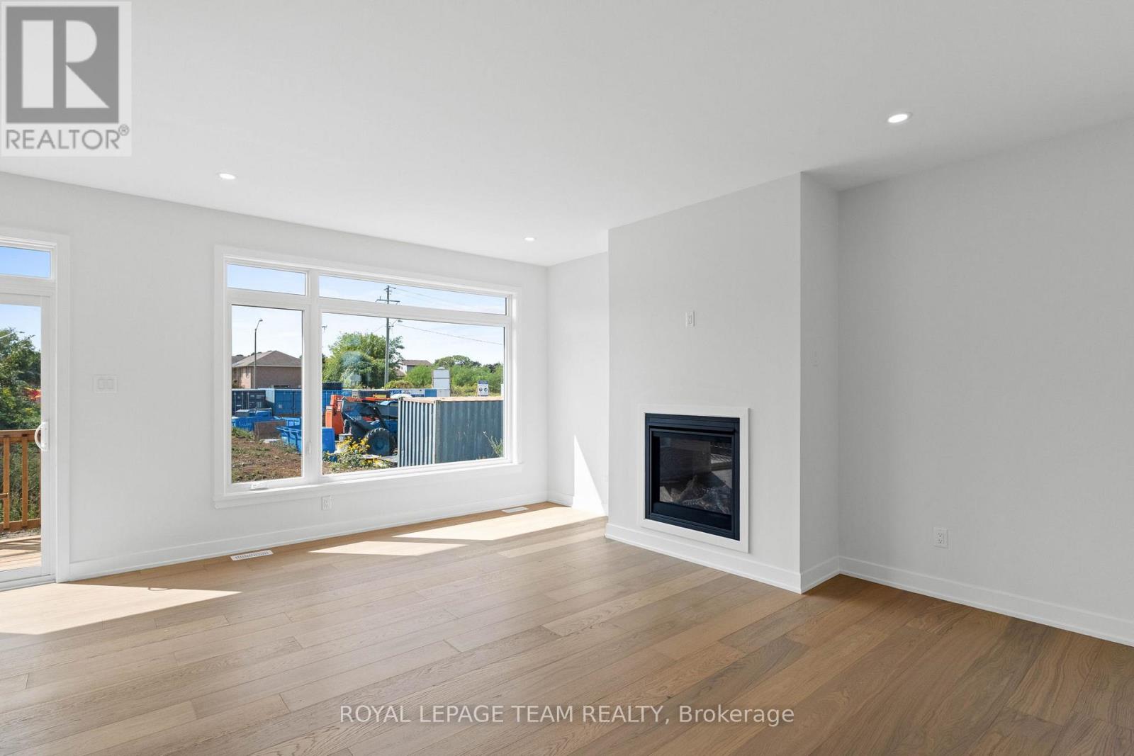 1070 TURNER DRIVE - 17