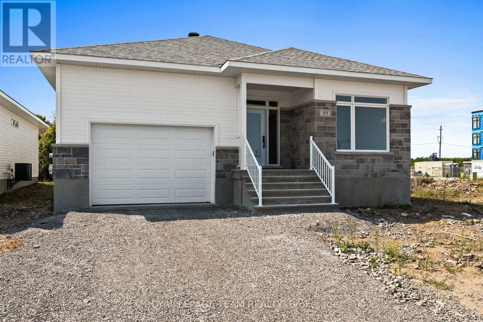 1070 TURNER DRIVE - 2