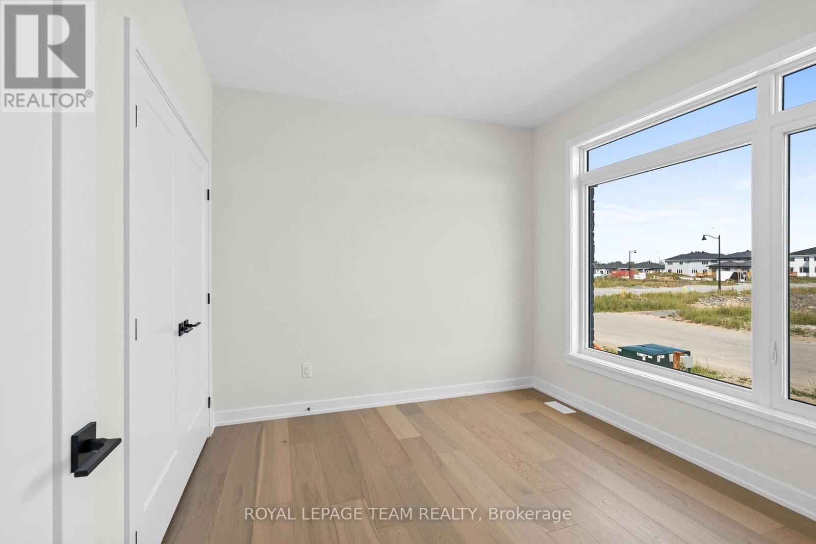 1070 TURNER DRIVE - 28