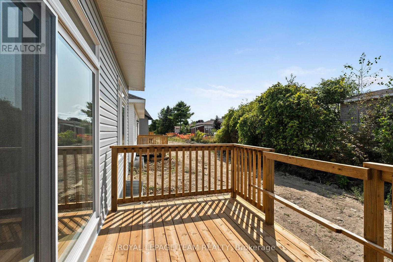 1070 TURNER DRIVE - 34
