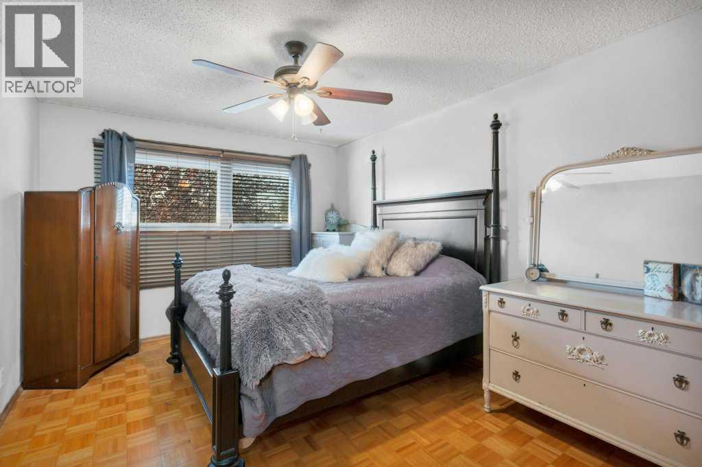 5436 53 Avenue, Lacombe