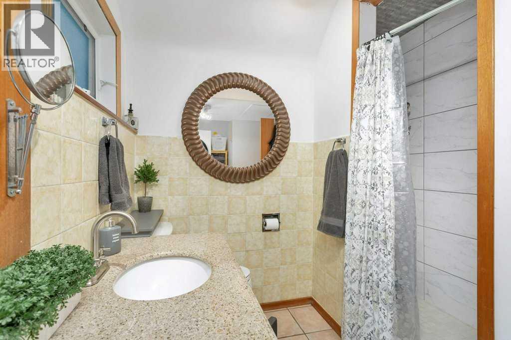 5436 53 Avenue, Lacombe