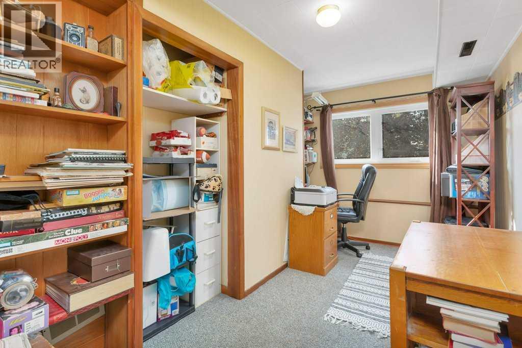 5436 53 Avenue, Lacombe